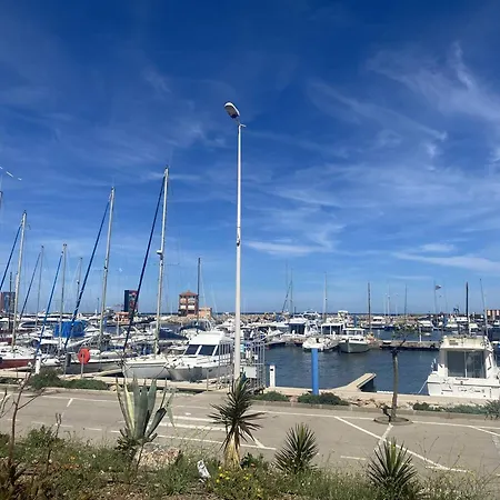 Au Barcares: Piscine, Parking, 2 Chambres, Terrasse Plein Sud, Proche Et Commodites - Fr-1-782-22 Willa Le Barcarès