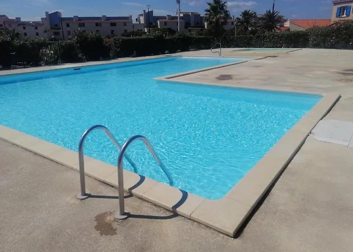 Au Barcarès: Piscine, Parking, 2 Chambres, Terrasse Plein Sud, Proche Et Commodités - Fr-1-782-22 Le Barcarès